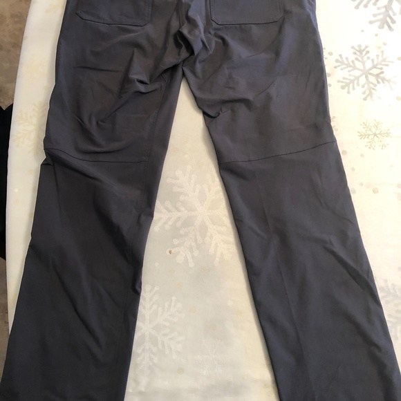 Lululemon ABC pants 36x32 - Picture 3 of 3